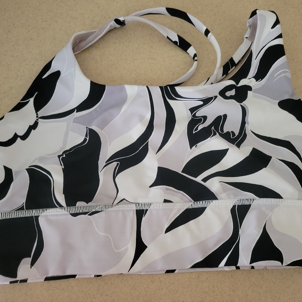 lululemon athletica Monochrome Floral Bra